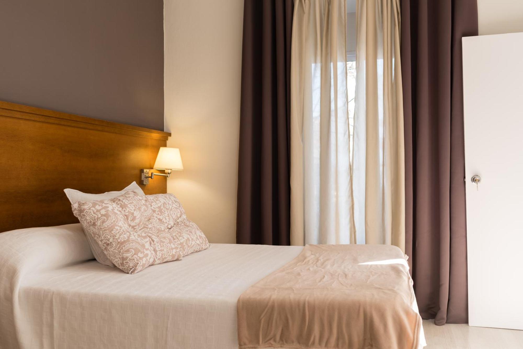 Imperial Merida Hotel Bagian luar foto